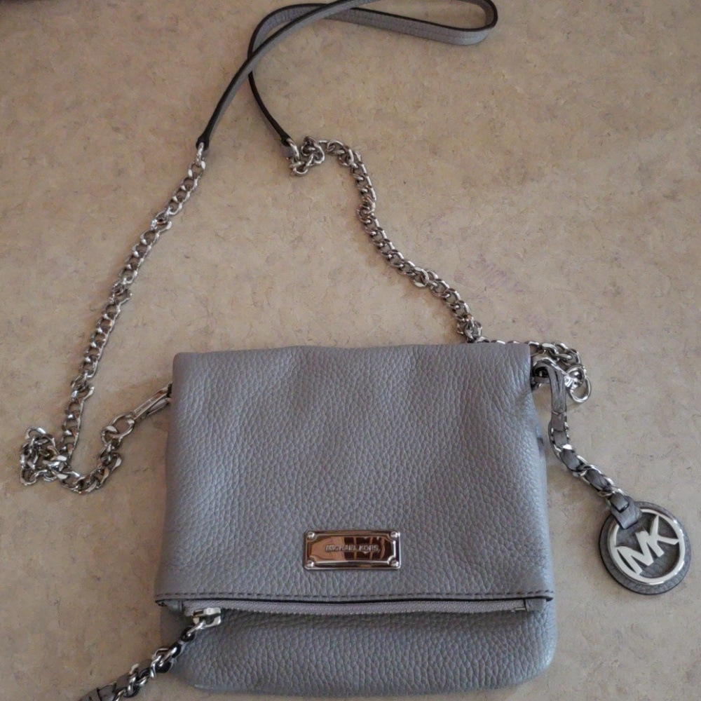 Michael Kors crossbody bag - Picture 1 of 4